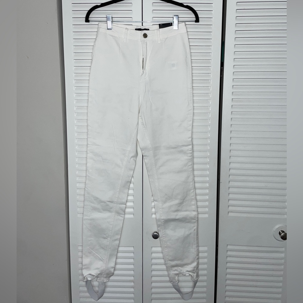 MISSGUIDED White Stirrup Pants NWT